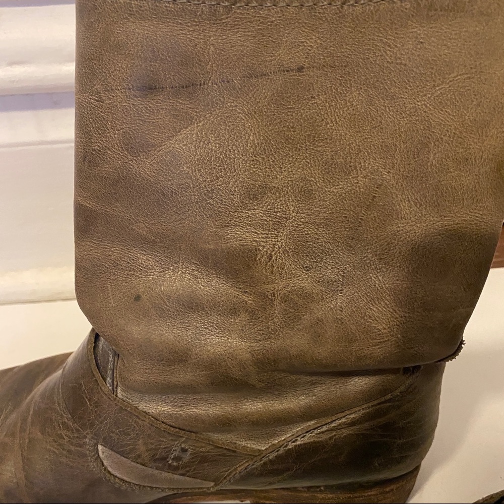 Frye Distressed Veronica Short Boot - Picture 5 of 13